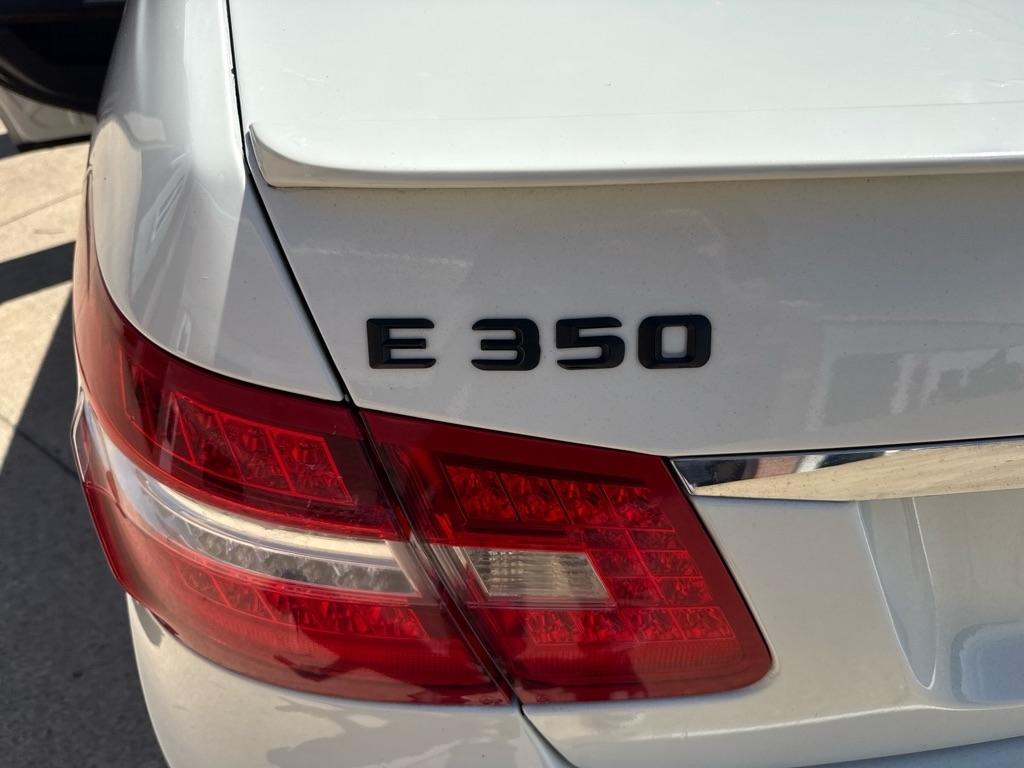 Mercedes-Benz E-Class E350 Sedan 4MATIC 2011