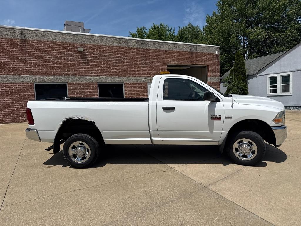 RAM 2500 ST 4WD 2012
