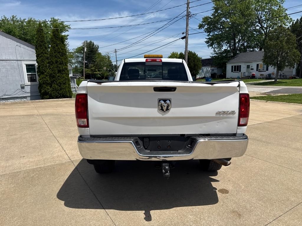 RAM 2500 ST 4WD 2012