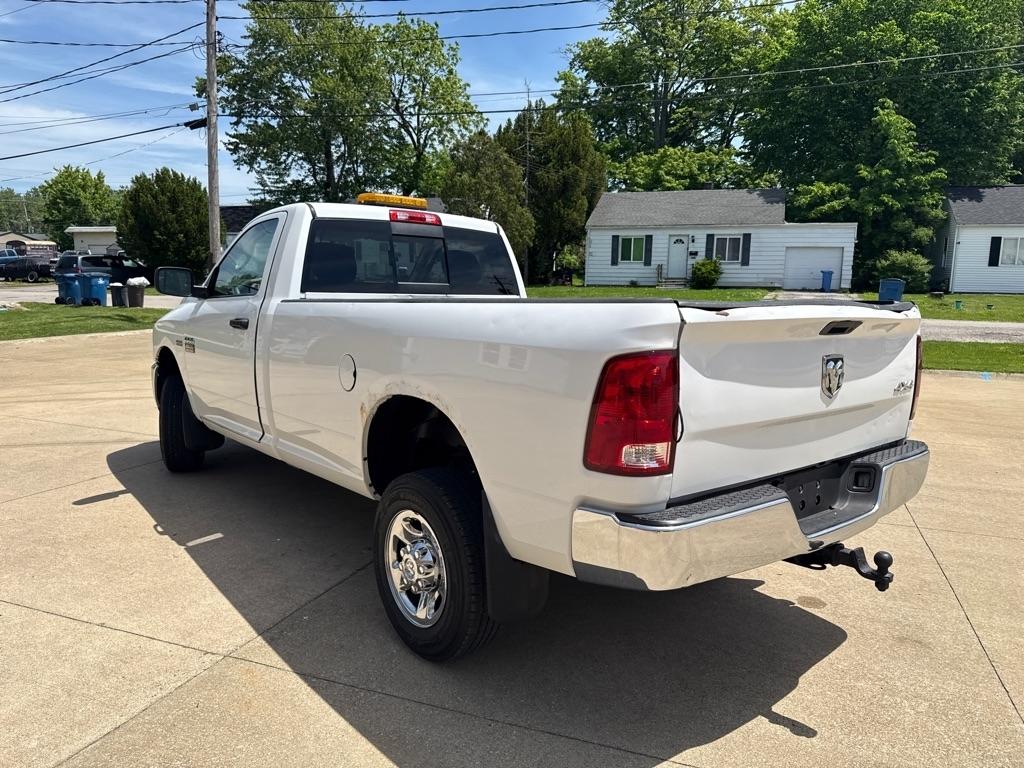 RAM 2500 ST 4WD 2012