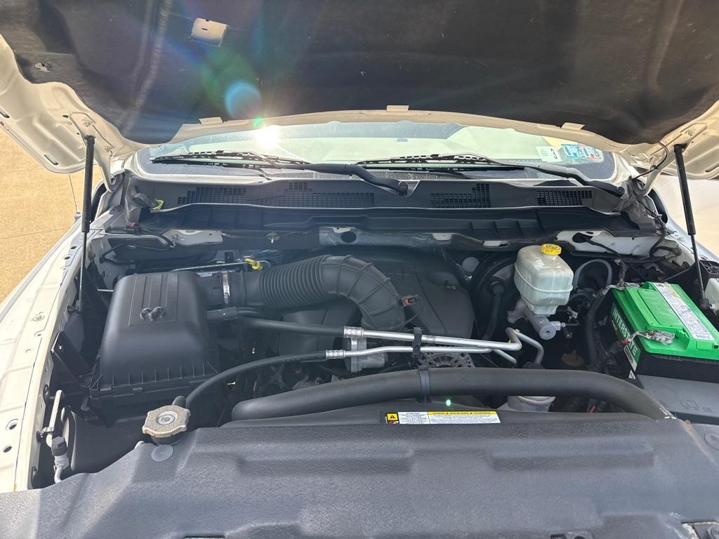RAM 2500 ST 4WD 2012