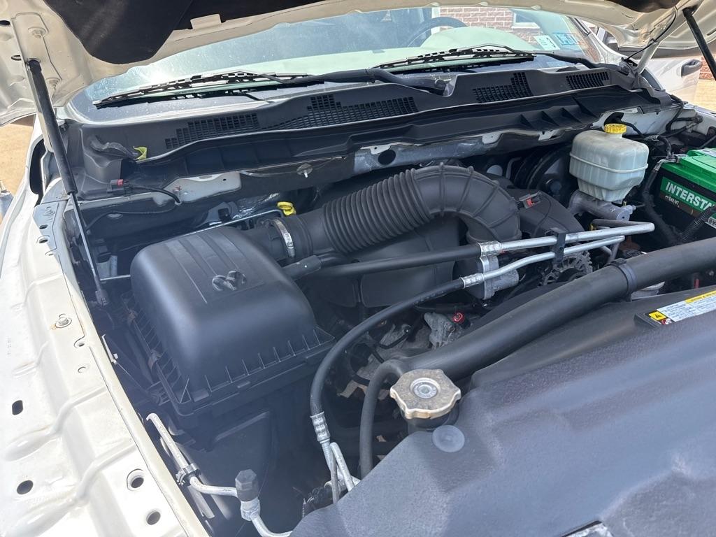 RAM 2500 ST 4WD 2012