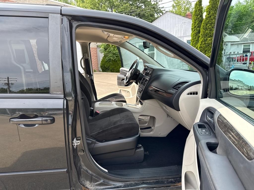 Dodge Grand Caravan SXT 2013