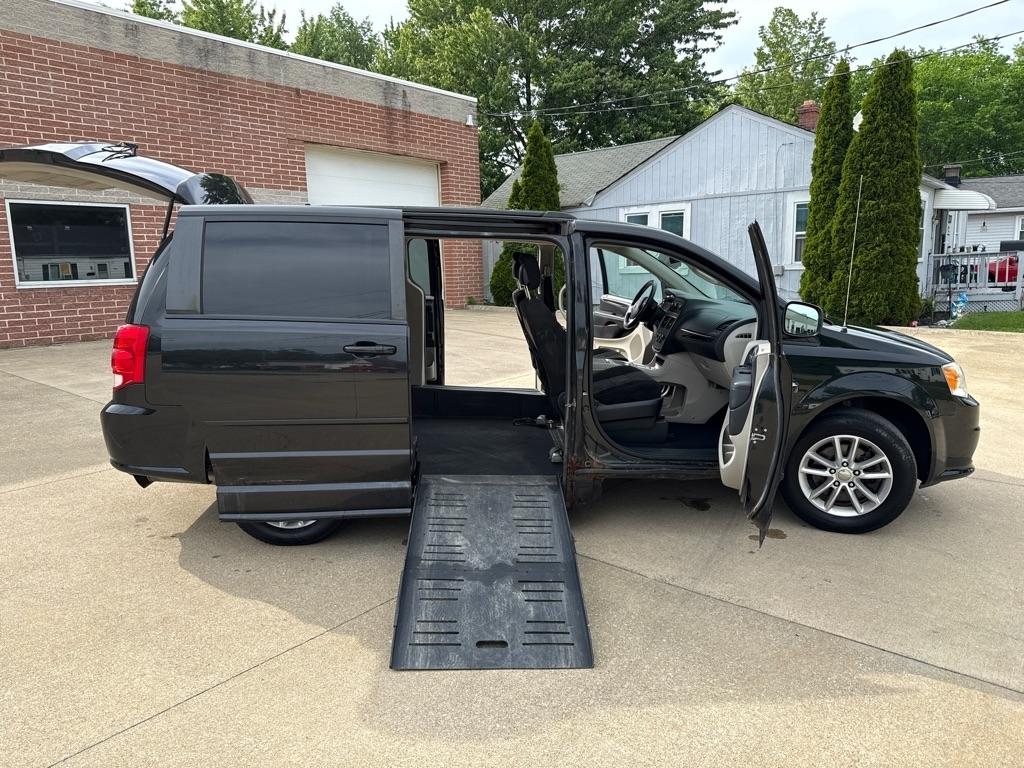 Dodge Grand Caravan SXT 2013