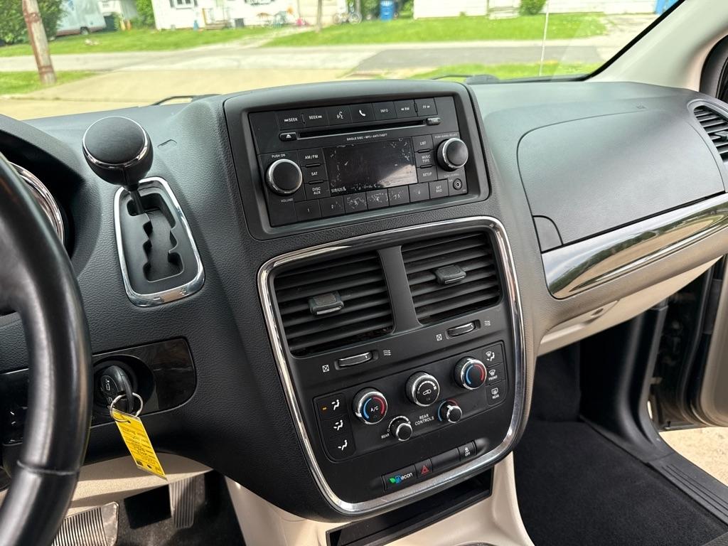 Dodge Grand Caravan SXT 2013
