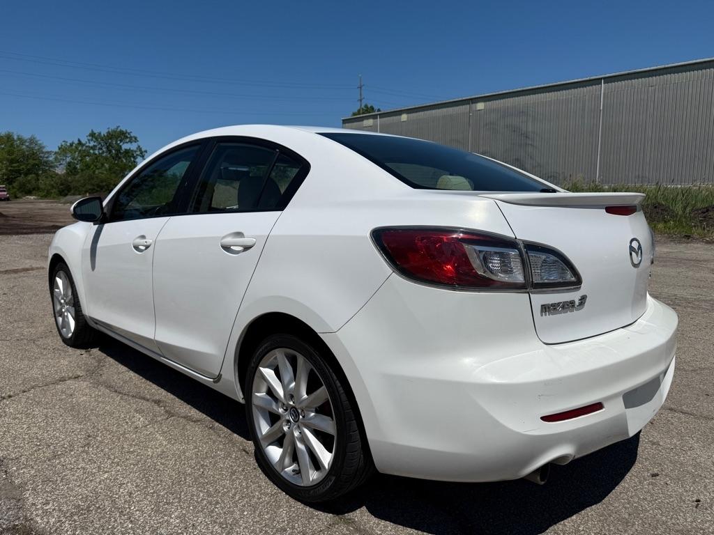 Mazda MAZDA3 s Sport 4-Door 2011