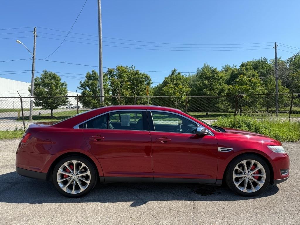 Ford Taurus Limited FWD 2013