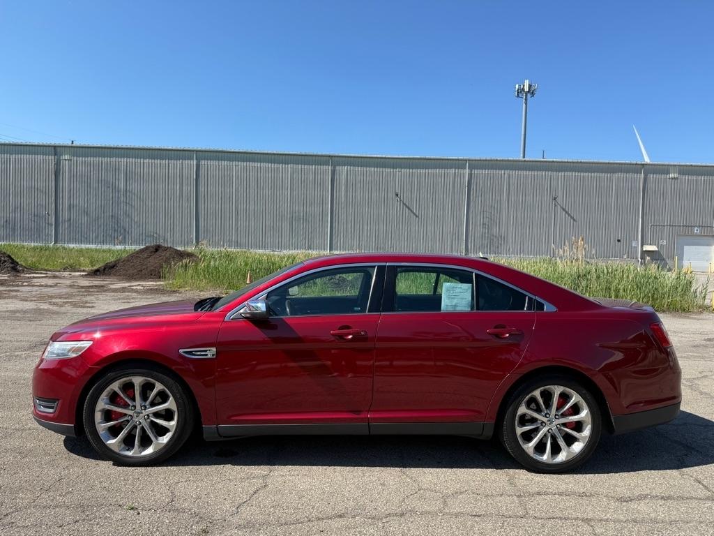 Ford Taurus Limited FWD 2013