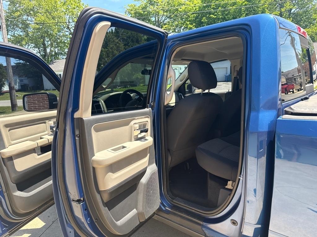 RAM 1500 SLT Quad Cab 4WD 2011