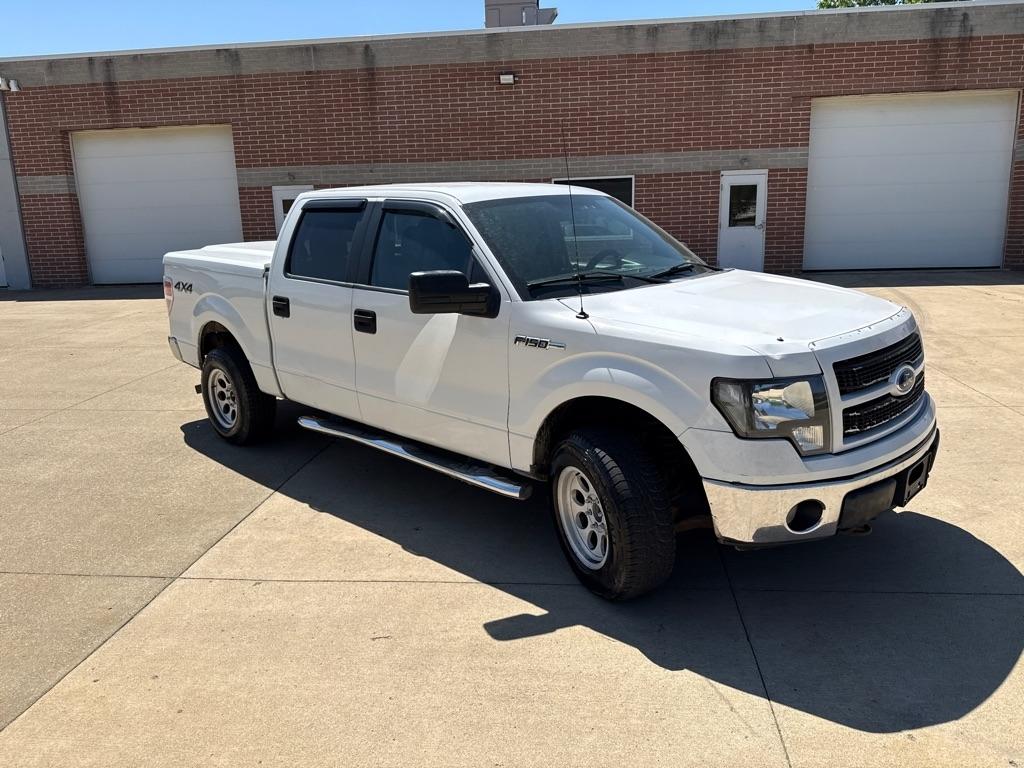 Ford F-150 XL SuperCrew 5.5-ft. Bed 4WD 2012