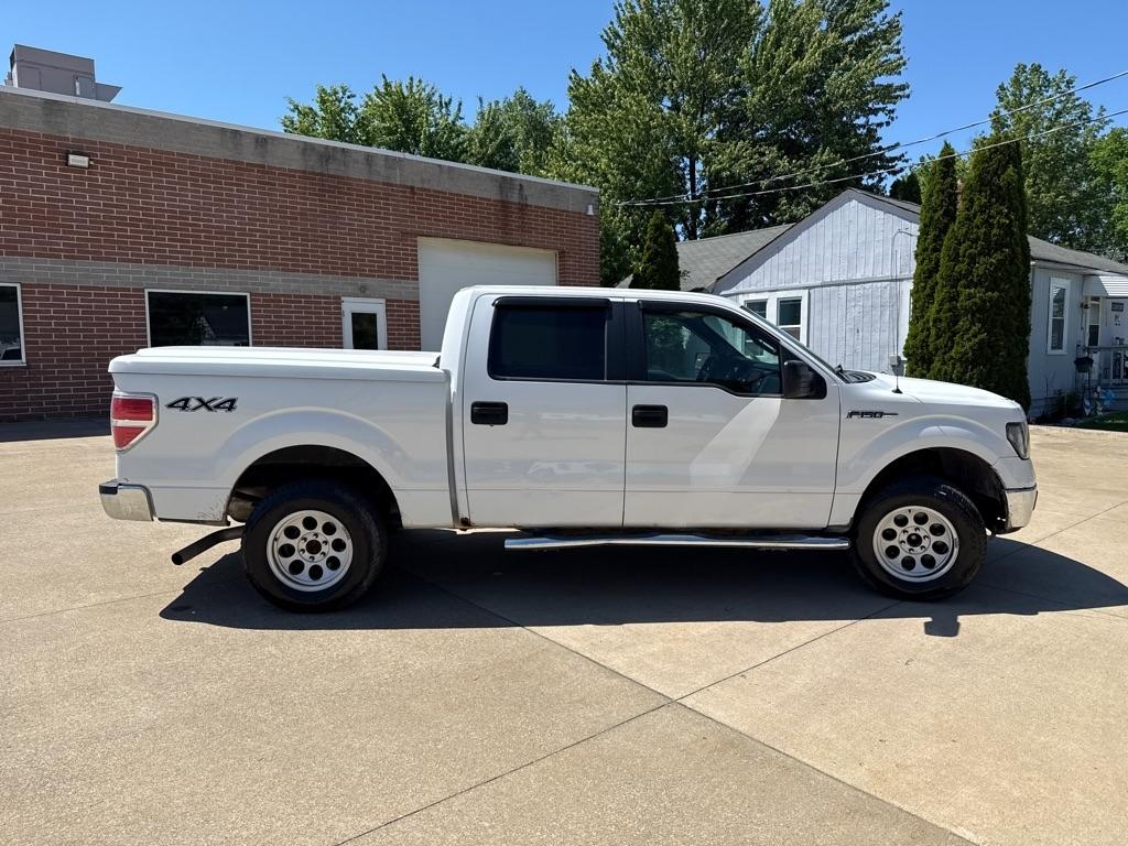 Ford F-150 XL SuperCrew 5.5-ft. Bed 4WD 2012
