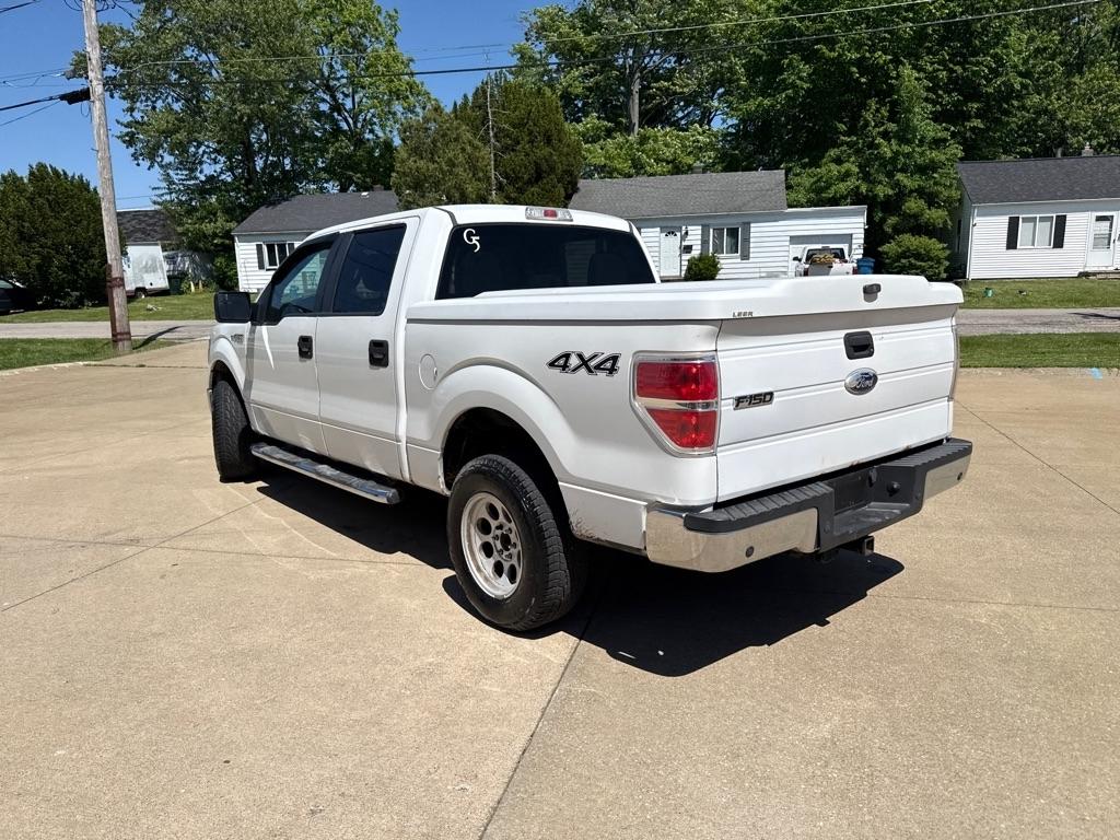 Ford F-150 XL SuperCrew 5.5-ft. Bed 4WD 2012