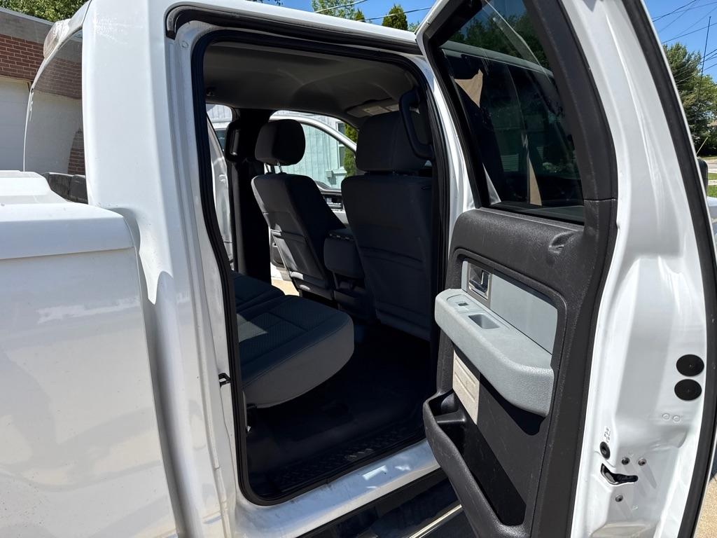 Ford F-150 XL SuperCrew 5.5-ft. Bed 4WD 2012