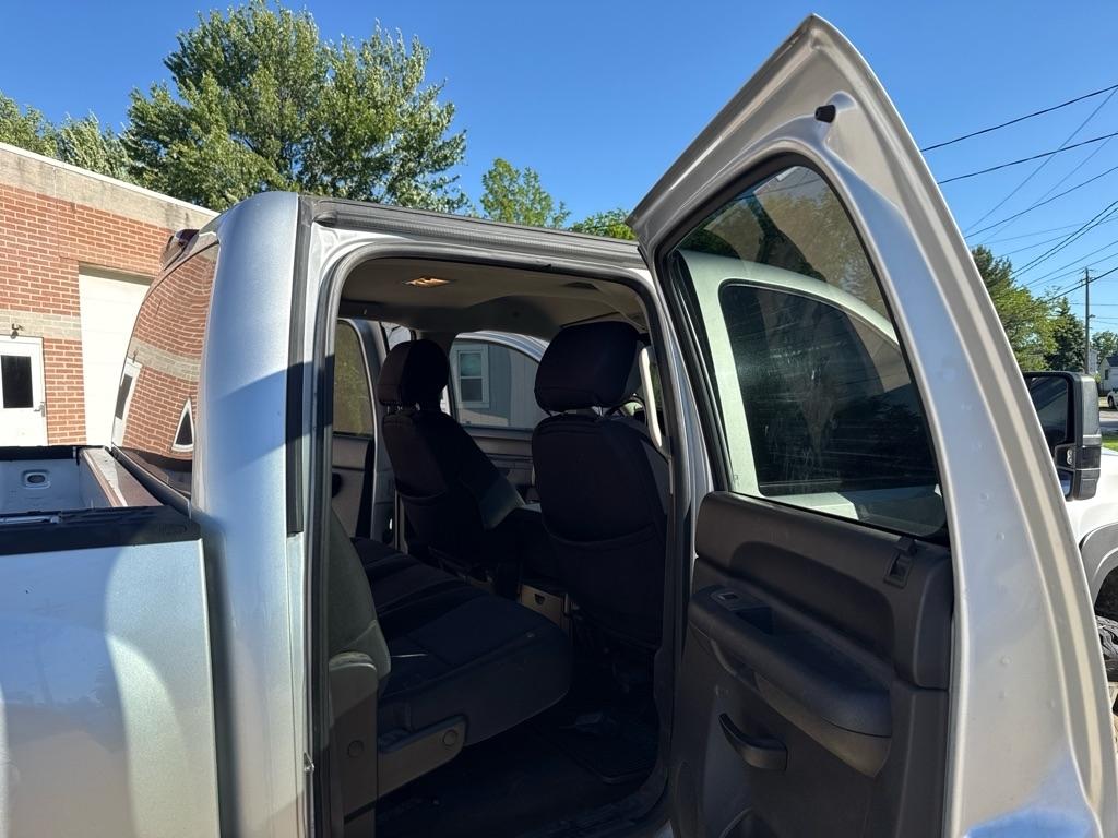 Chevrolet Silverado 1500 LT Crew Cab 4WD 2013