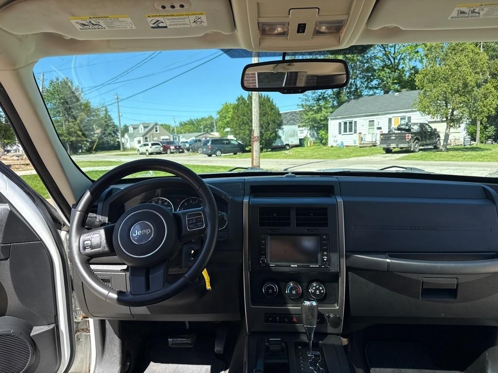 Jeep Liberty Sport 4WD 2012