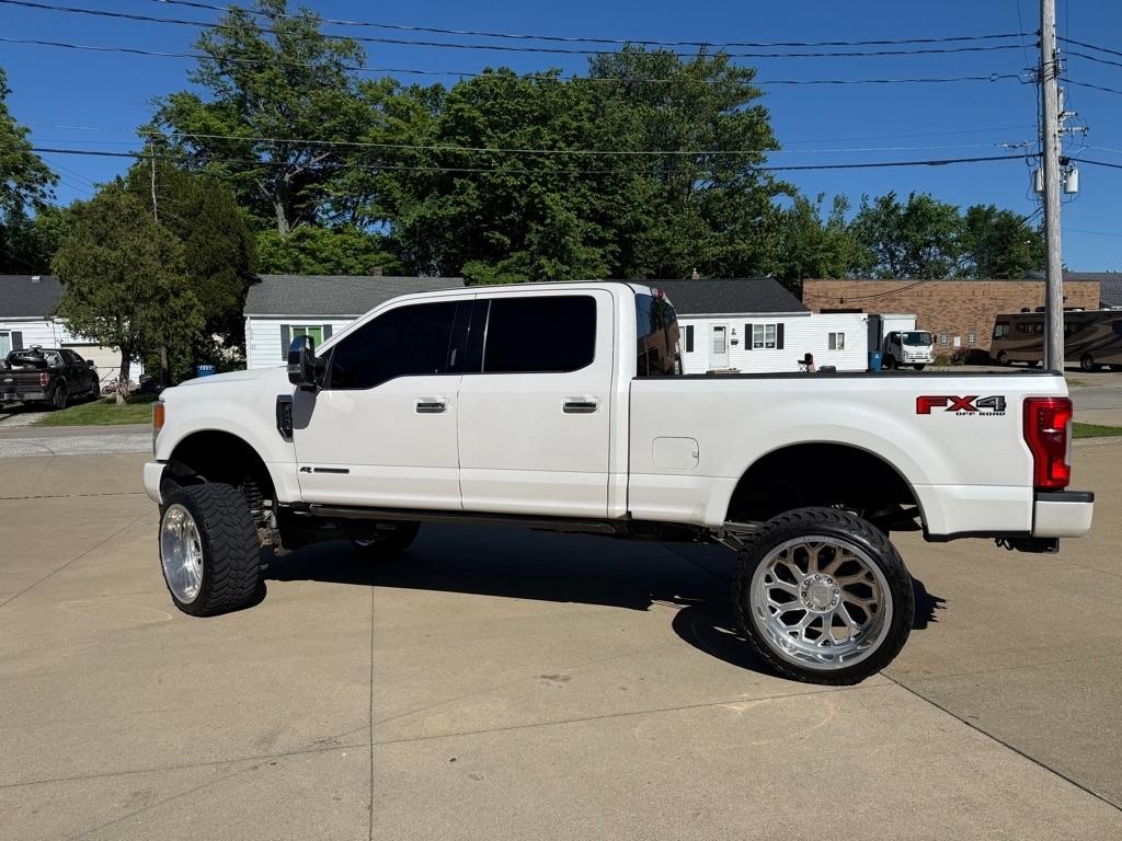 Ford F-250 SD King Ranch Crew Cab 4WD 2017