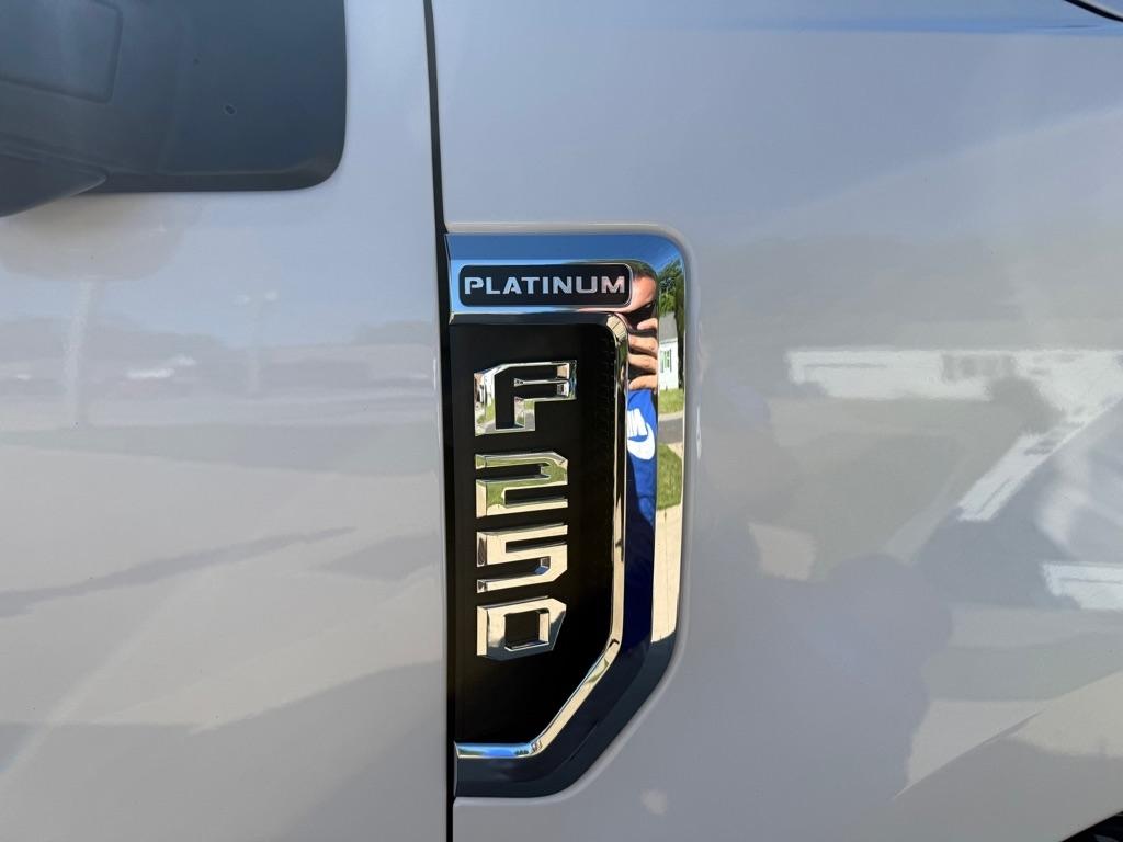 Ford F-250 SD King Ranch Crew Cab 4WD 2017