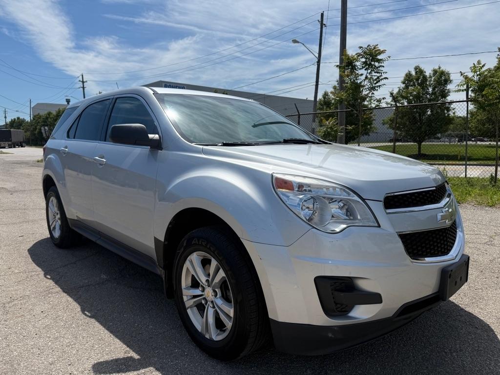 Chevrolet Equinox LS 2WD 2011