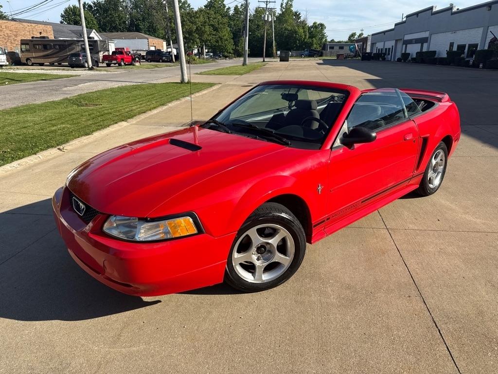 Ford Mustang Convertible 2000