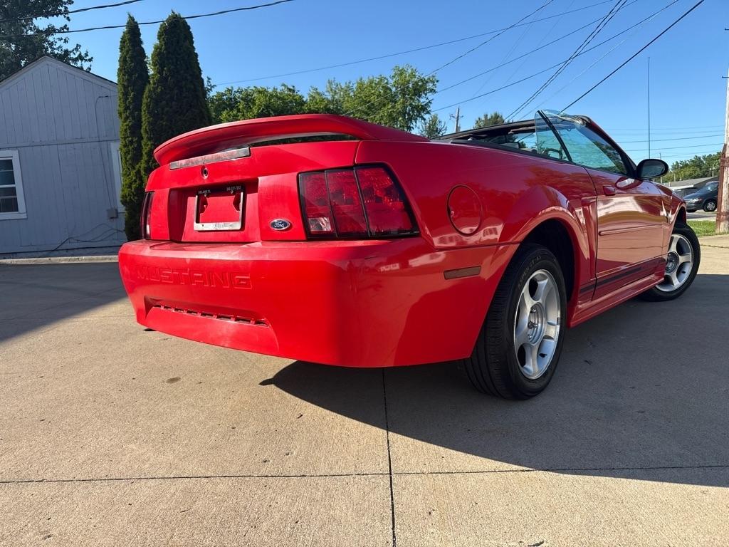 Ford Mustang Convertible 2000