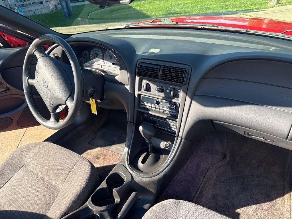 Ford Mustang Convertible 2000