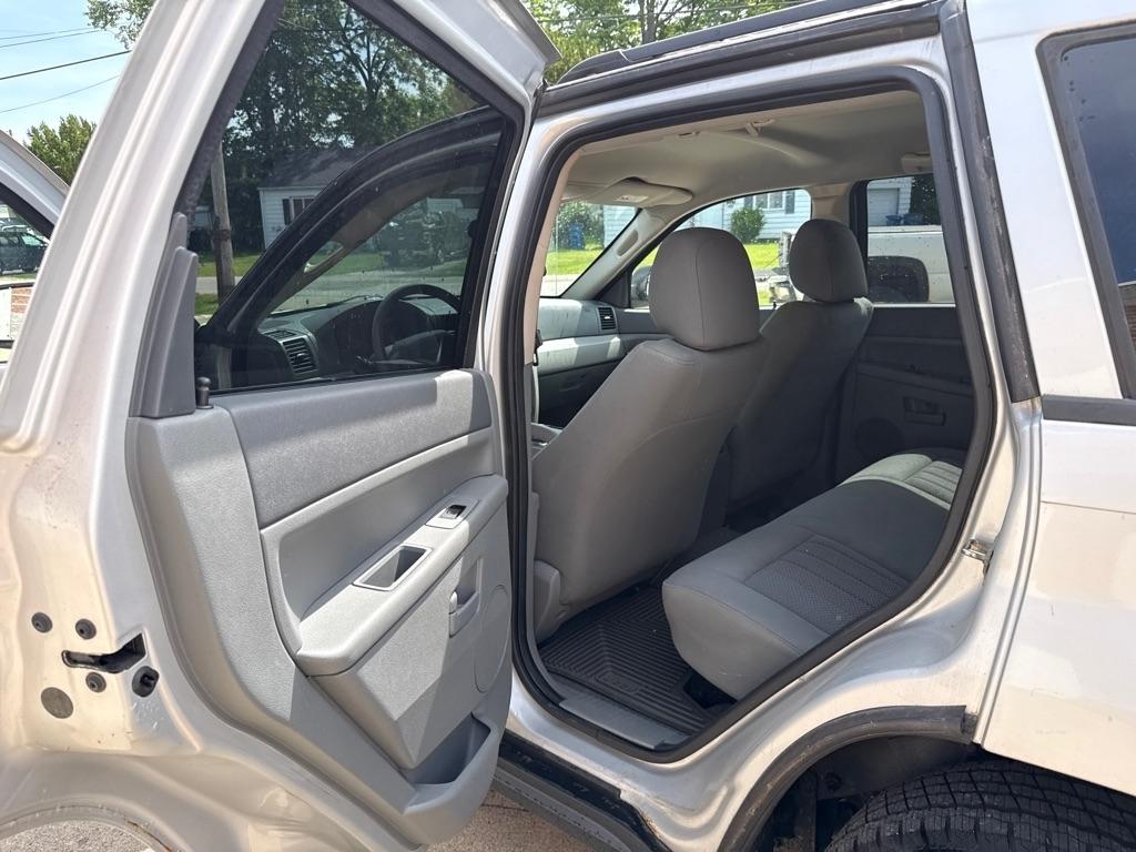 Jeep Grand Cherokee Laredo 4WD 2006