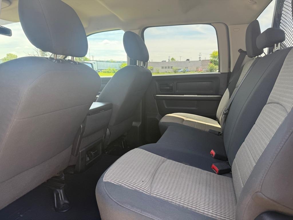 RAM 2500 ST Crew Cab SWB 4WD 2012