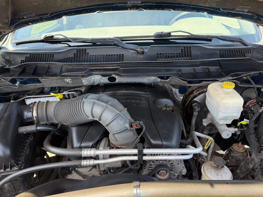 RAM 2500 ST Crew Cab SWB 4WD 2012