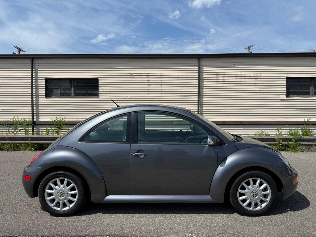 Volkswagen New Beetle GLS 2.0L 2005