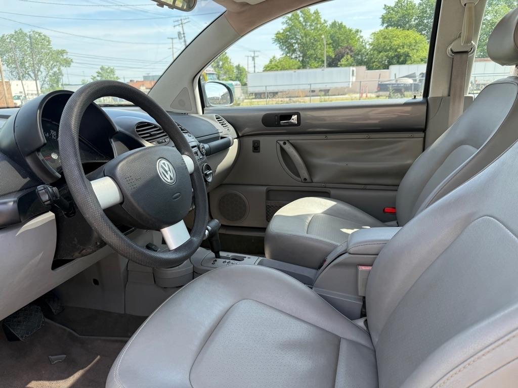 Volkswagen New Beetle GLS 2.0L 2005