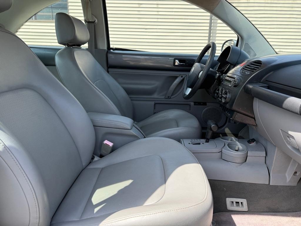 Volkswagen New Beetle GLS 2.0L 2005
