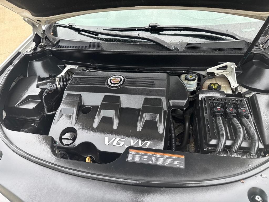 Cadillac SRX Luxury AWD 2012