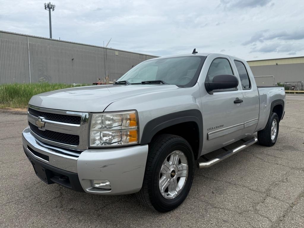 Chevrolet Silverado 1500 LT Ext. Cab 4WD 2011