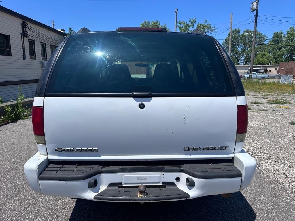 Chevrolet Blazer 4-Door 4WD LS 2003
