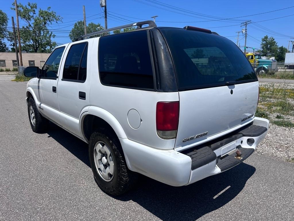 Chevrolet Blazer 4-Door 4WD LS 2003