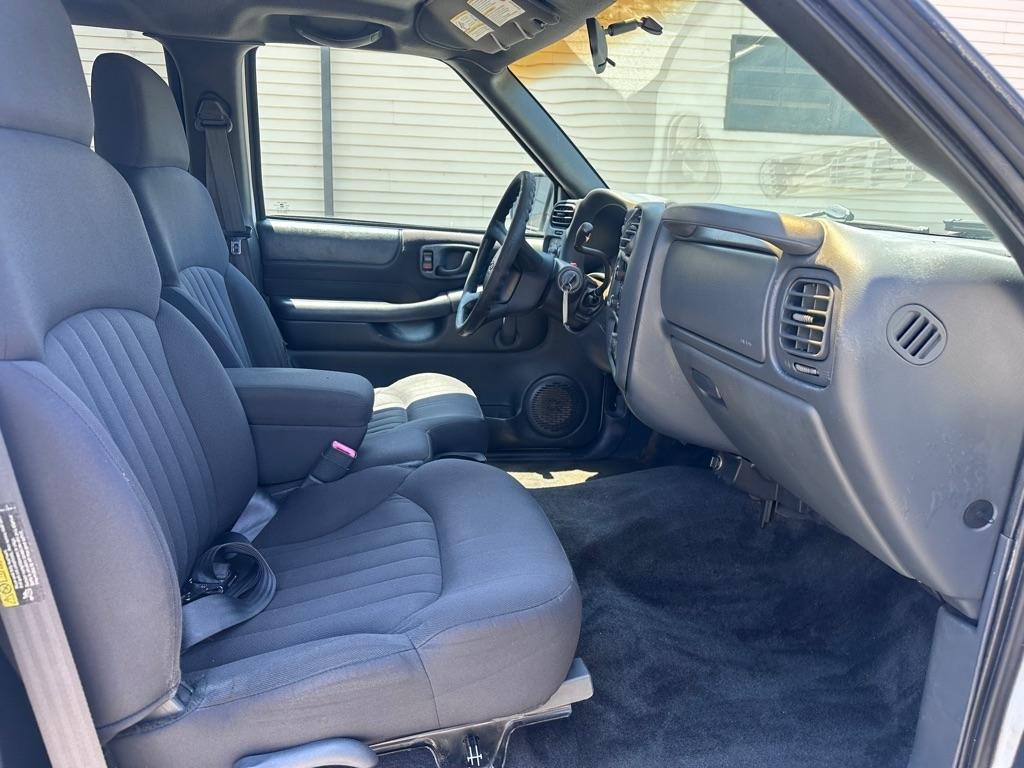 Chevrolet Blazer 4-Door 4WD LS 2003