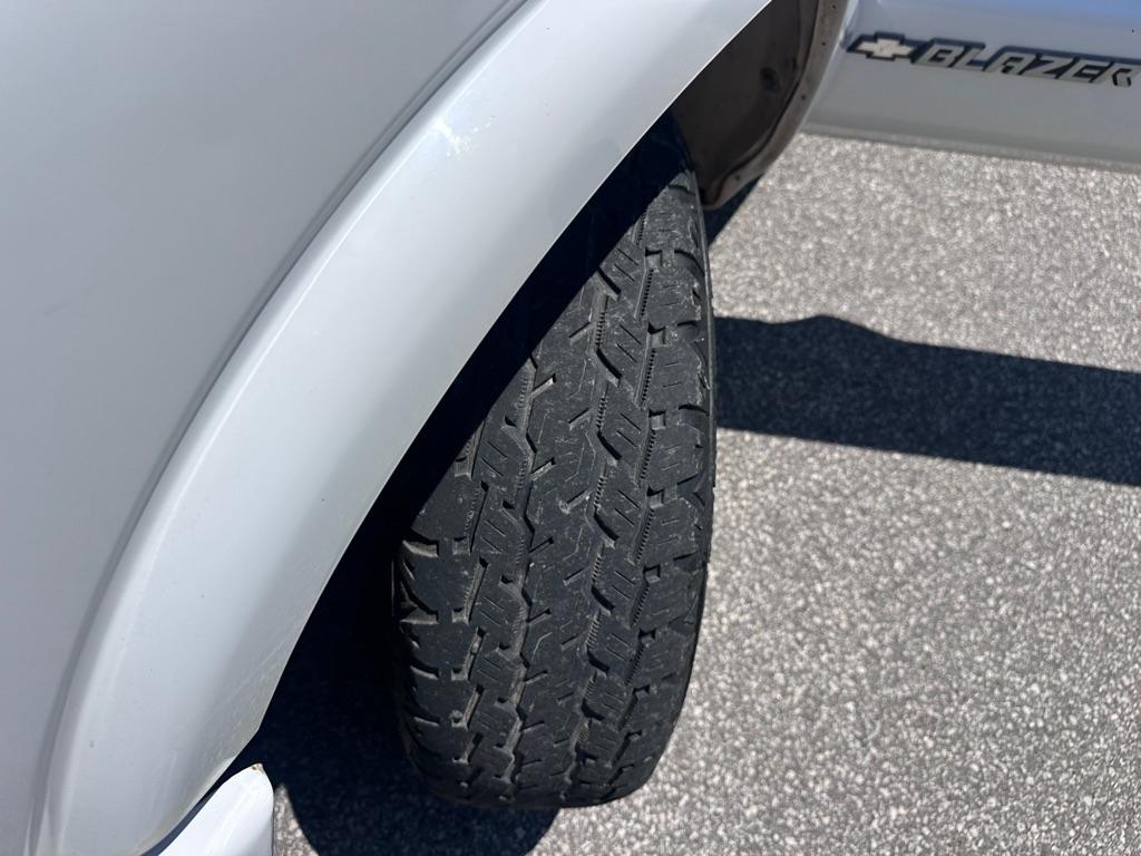 Chevrolet Blazer 4-Door 4WD LS 2003