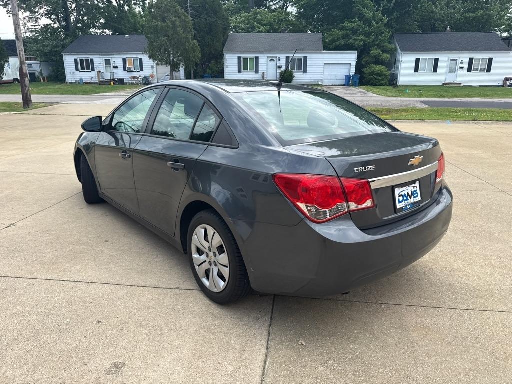 Chevrolet Cruze LS Auto 2013