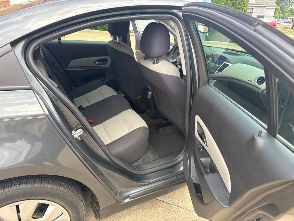 Chevrolet Cruze LS Auto 2013