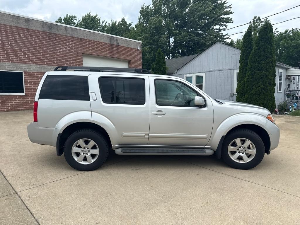 Nissan Pathfinder S 4WD 2010