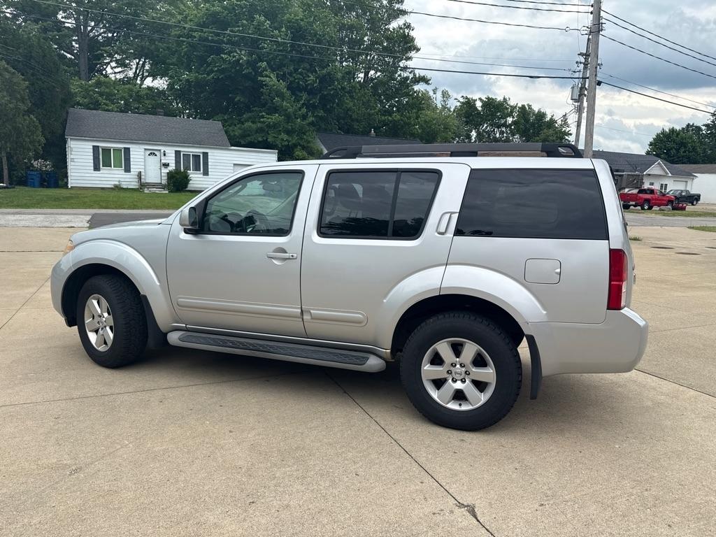 Nissan Pathfinder S 4WD 2010