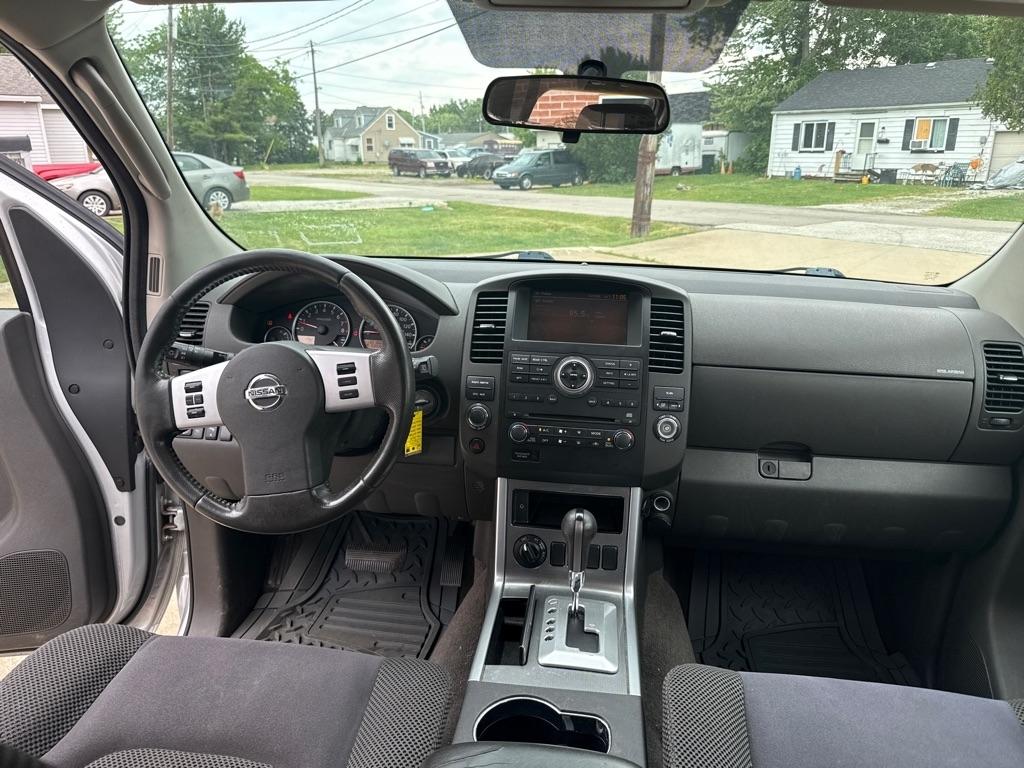 Nissan Pathfinder S 4WD 2010