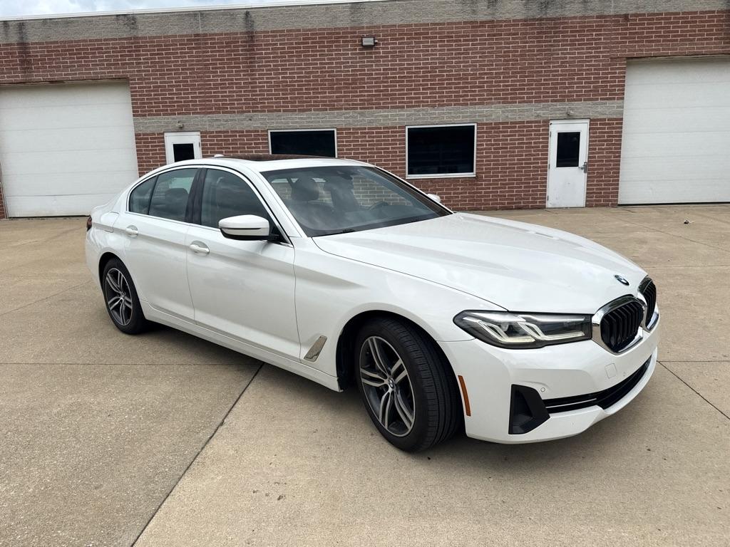 BMW 5-Series 530i xDrive 2021