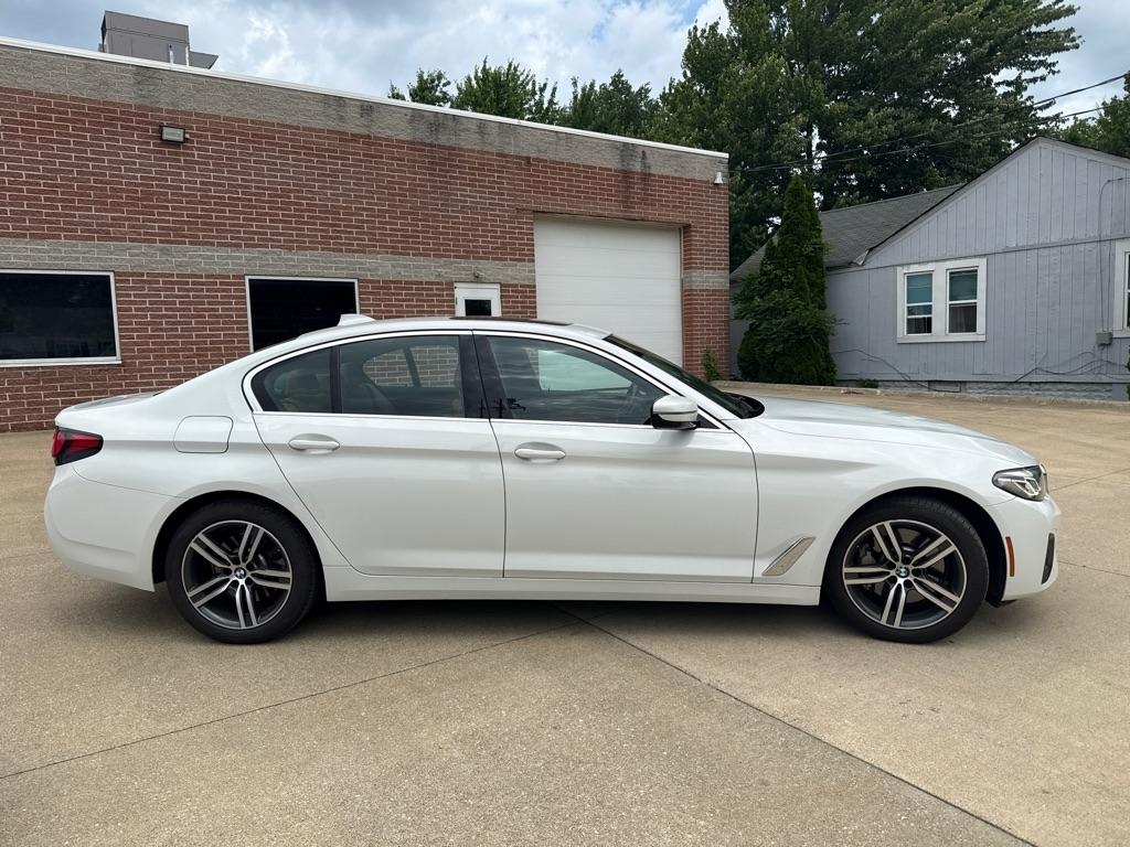 BMW 5-Series 530i xDrive 2021