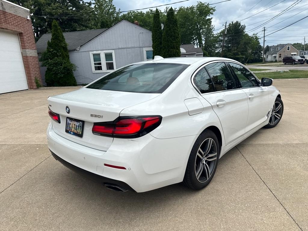 BMW 5-Series 530i xDrive 2021