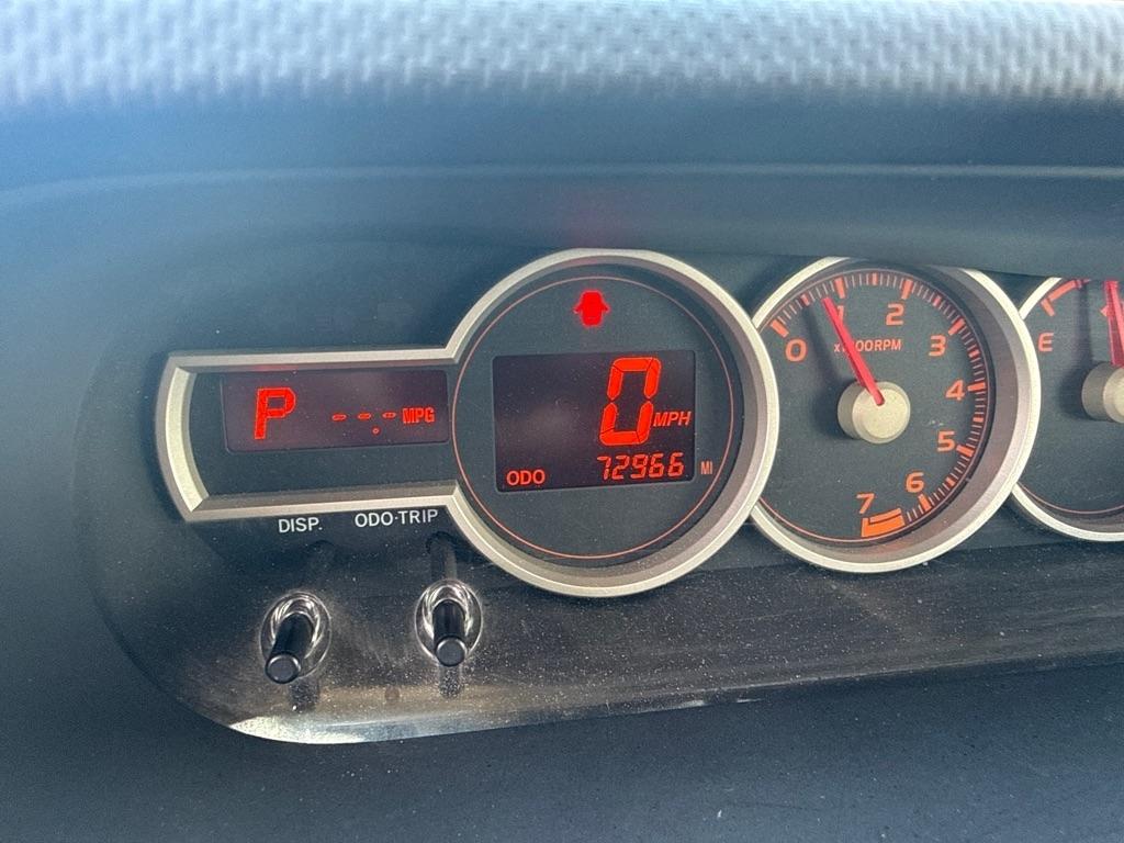 Scion xB 5-Door Wagon 5-Spd MT 2012