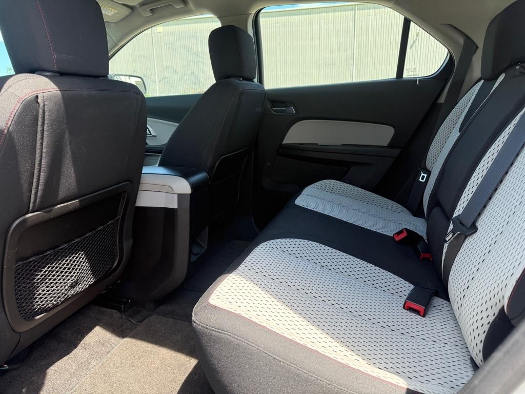 Chevrolet Equinox LS FWD 2010