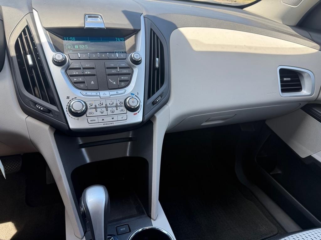 Chevrolet Equinox LS FWD 2010