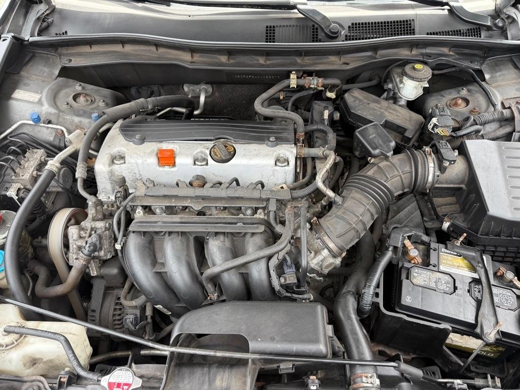 Honda Accord LX sedan AT 2012