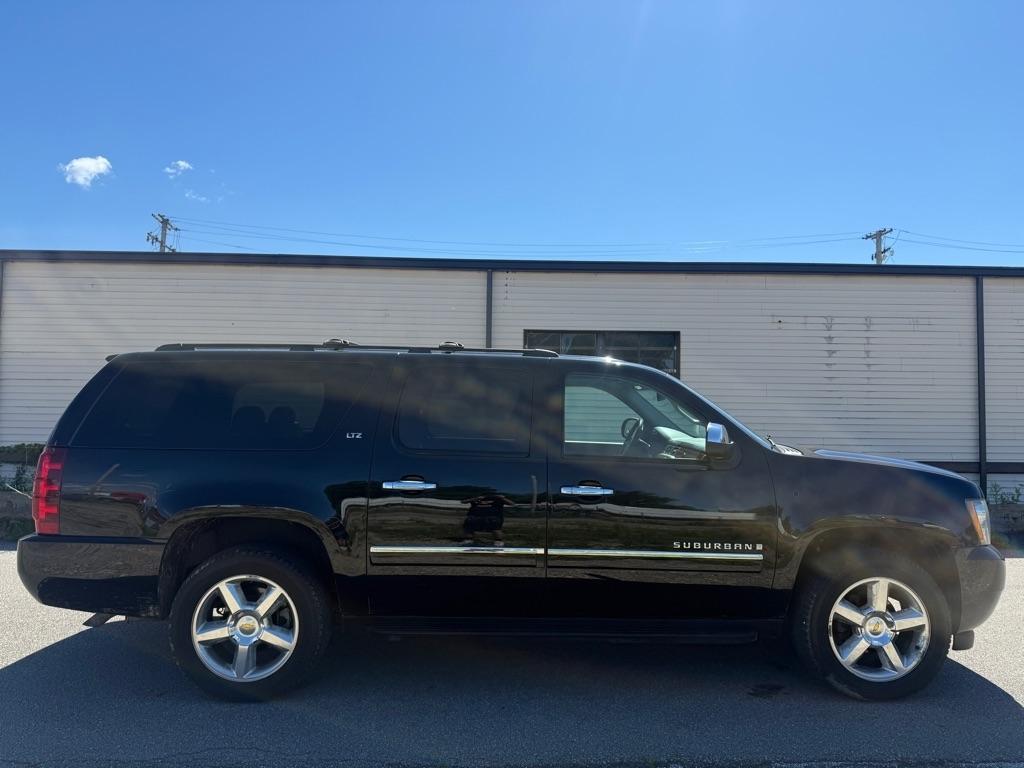 Chevrolet Suburban LTZ 1500 4WD 2009